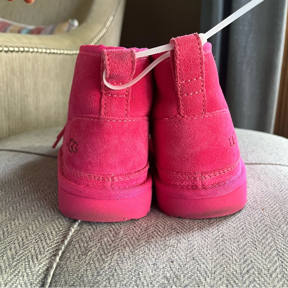 UGG Neumel Boot - Picture 5 of 5